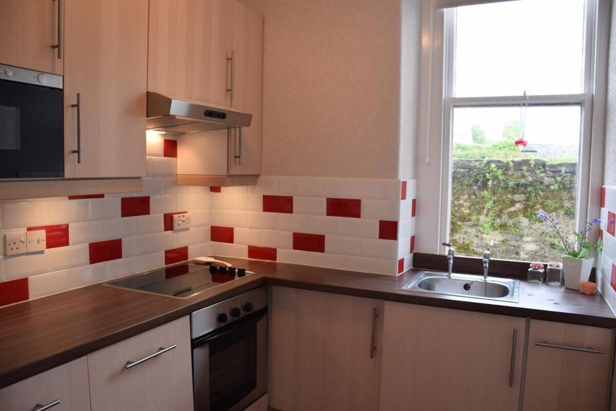 One Marine Place Port Bannatyne Room photo